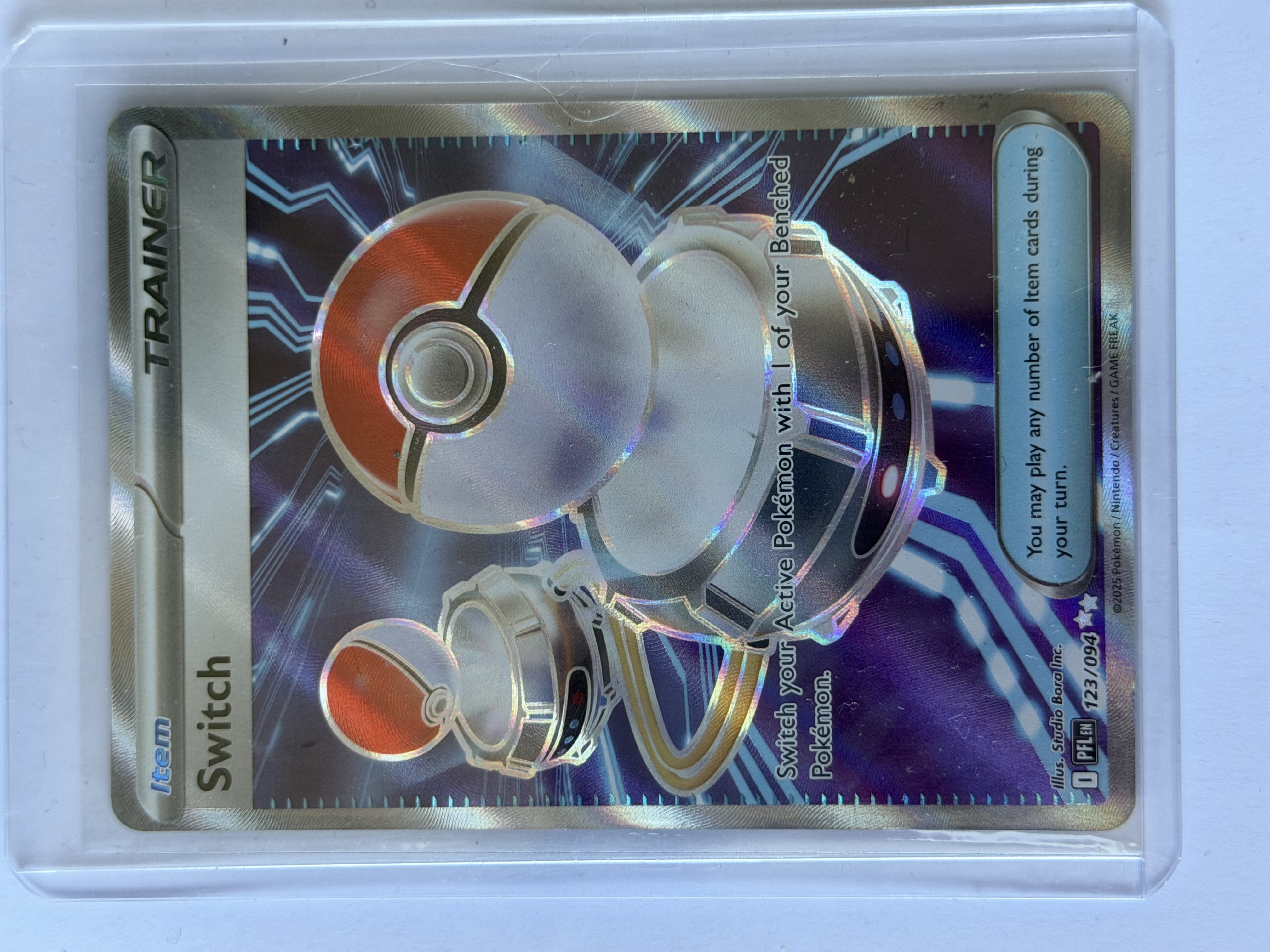 Carta Switch 123/094 — Phantasmal Flames