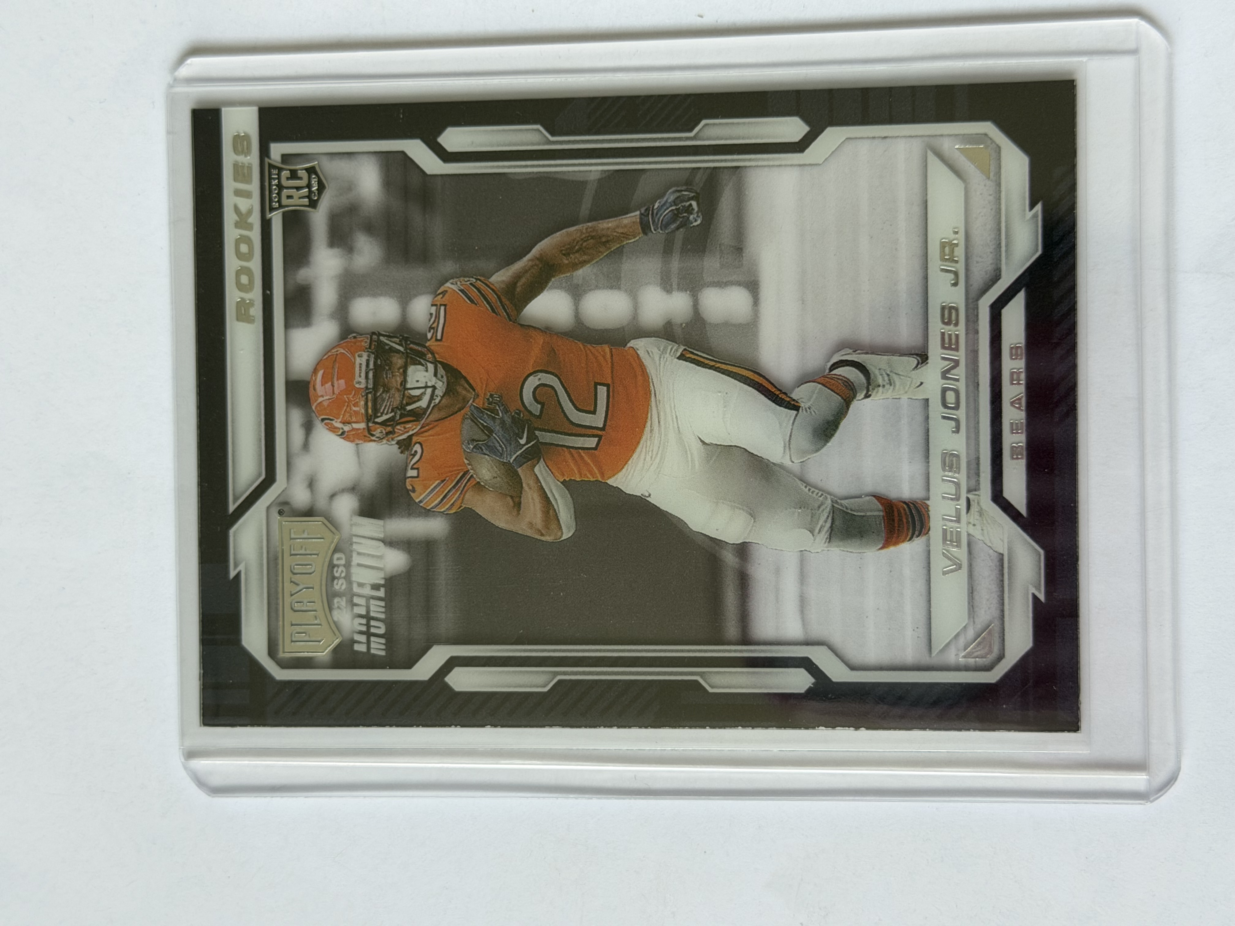 Carta Rookie Velus Jones Jr