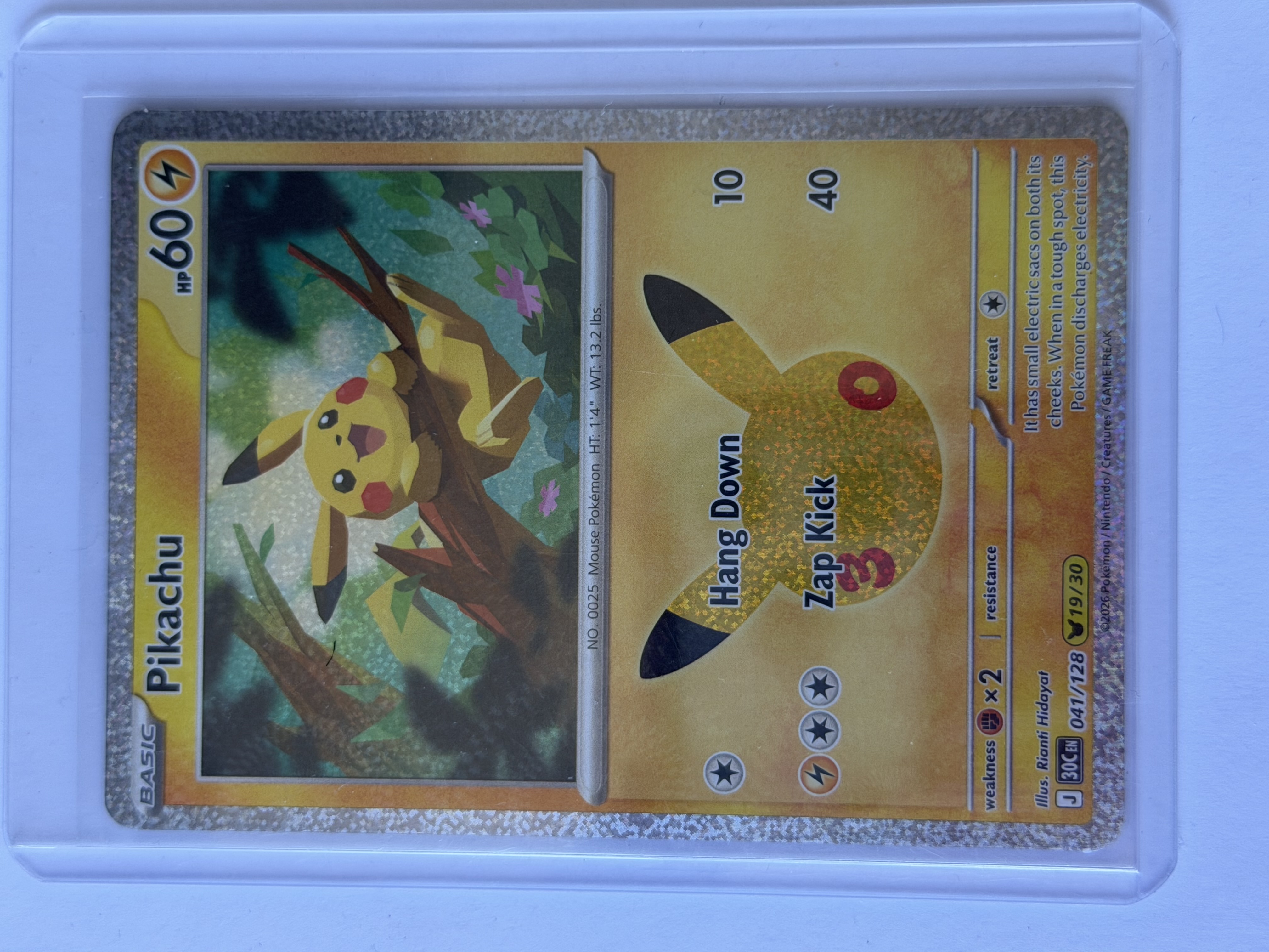 Carta Pikachu 041/128 — Pokémon ME: 30th Celebration