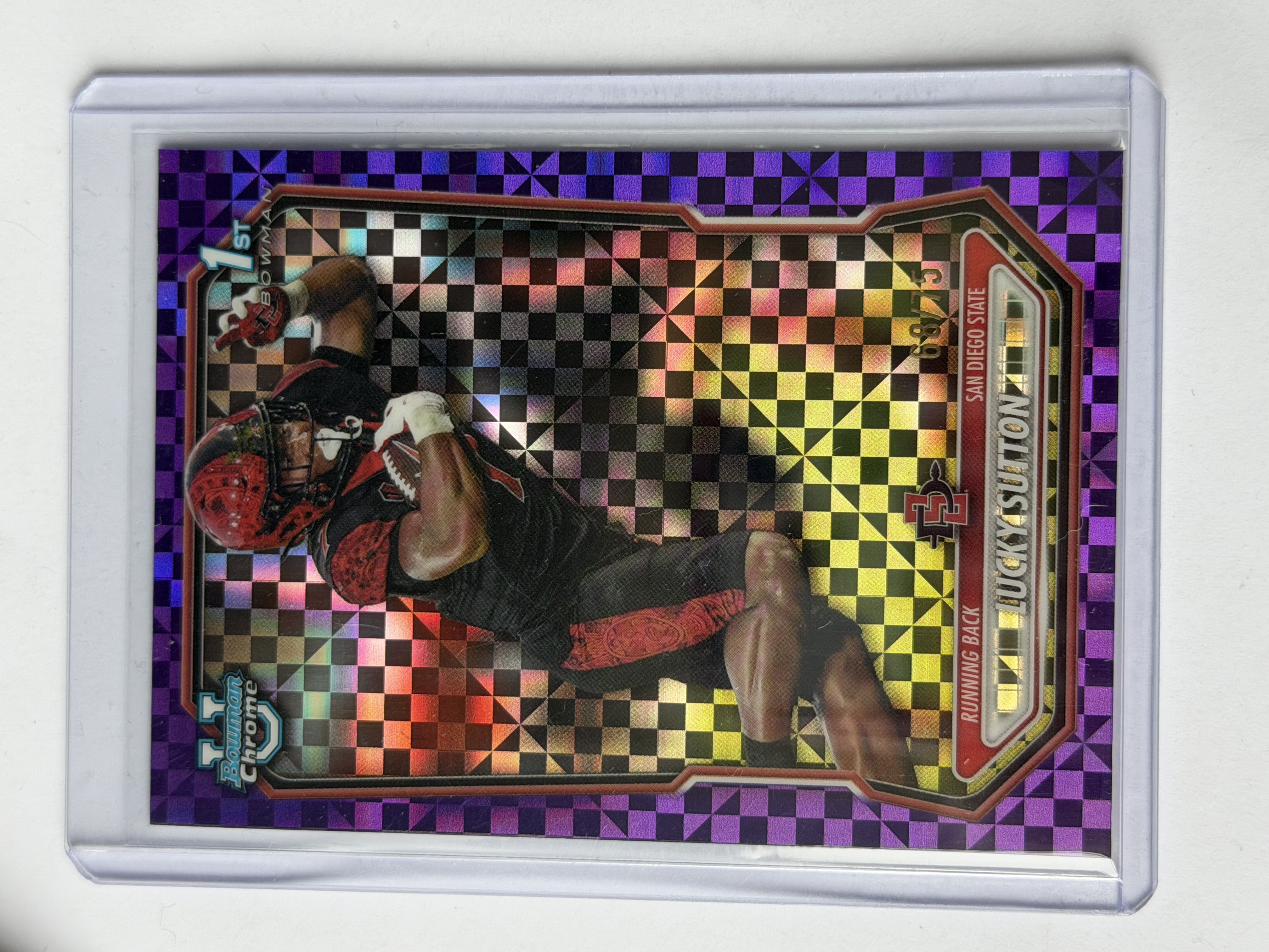 Carta Lucky Sutton — Purple Geometric 68/75