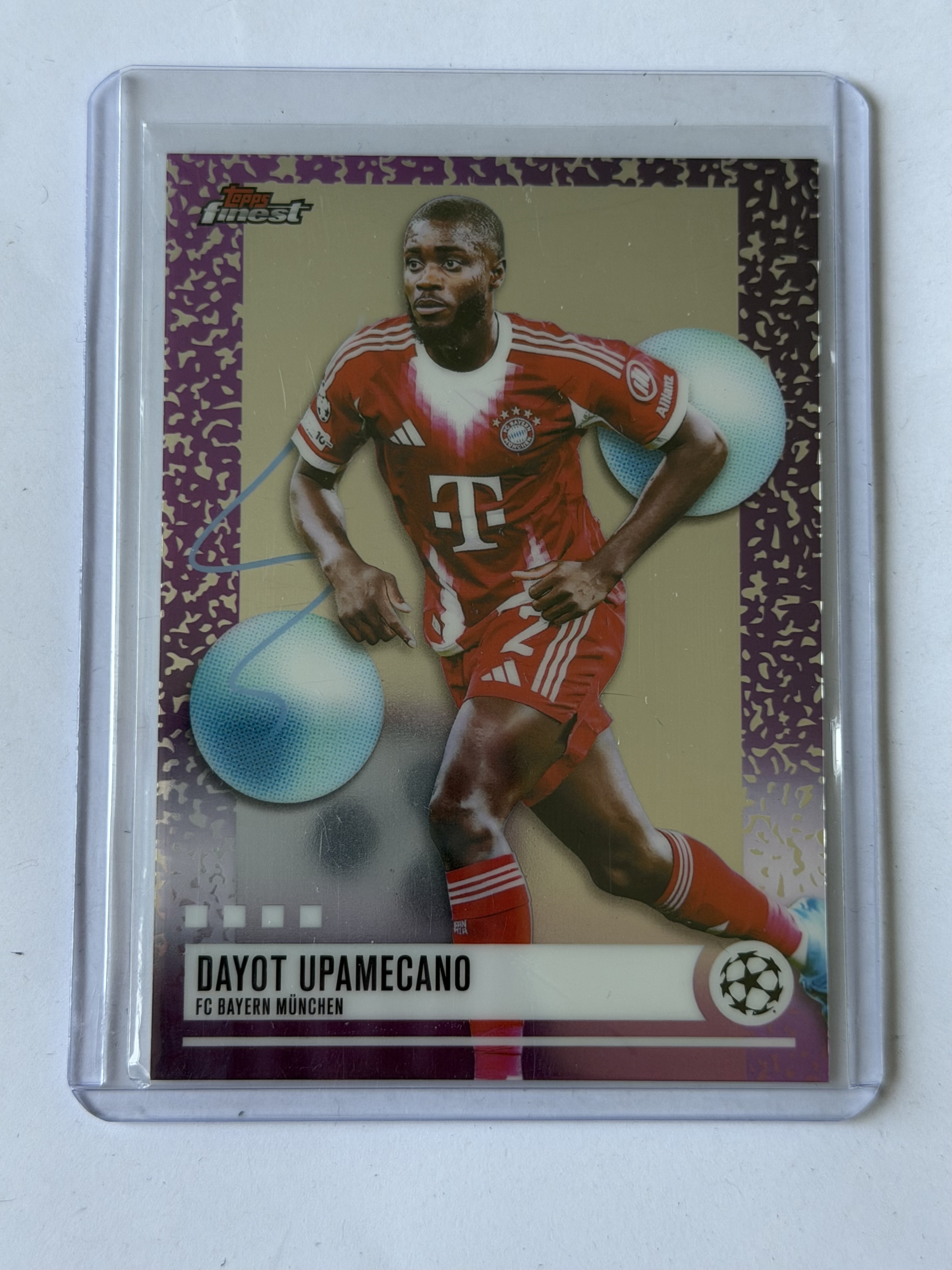 Carta Dayot Upamecano