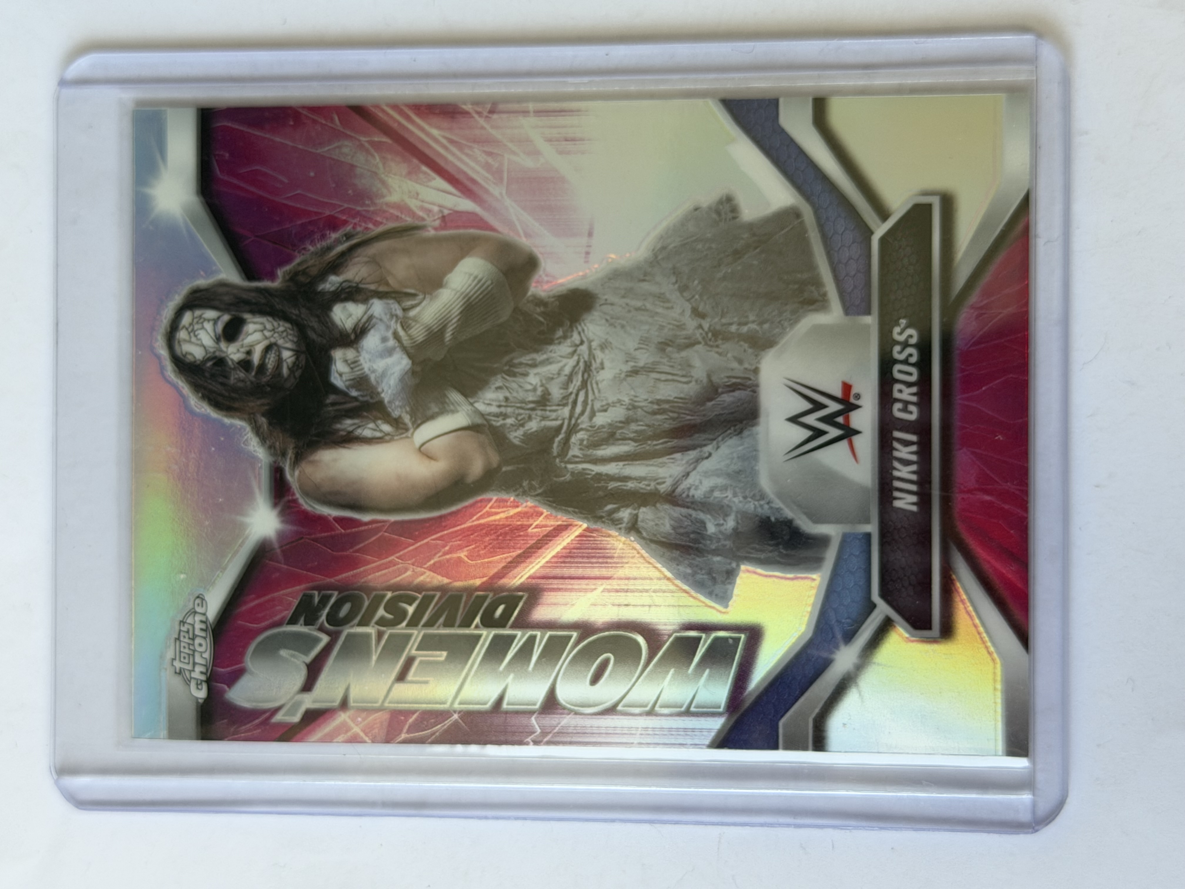 Carta Nikki Cross