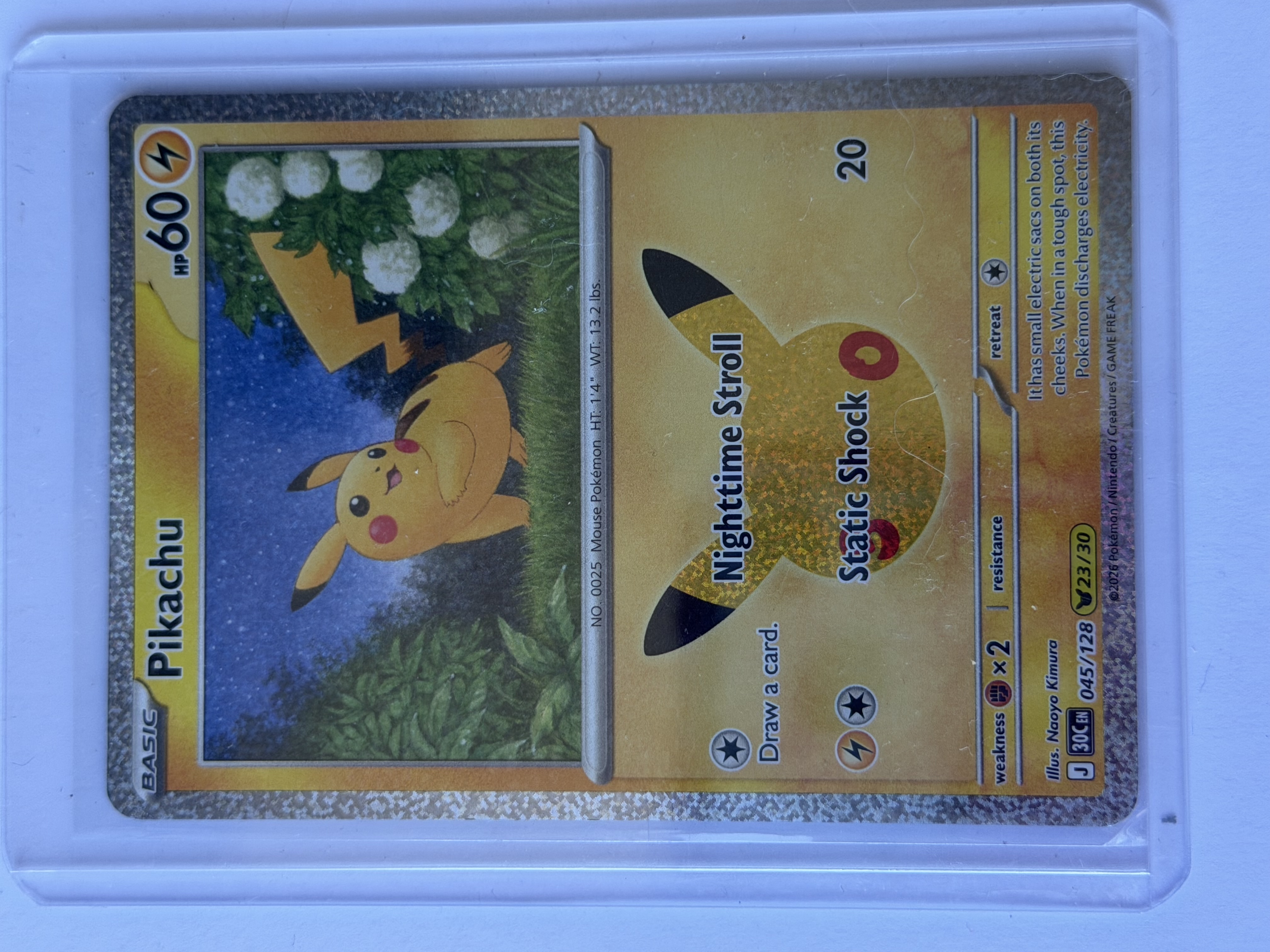 Carta Pikachu 045/128 — Pokémon ME: 30th Celebration