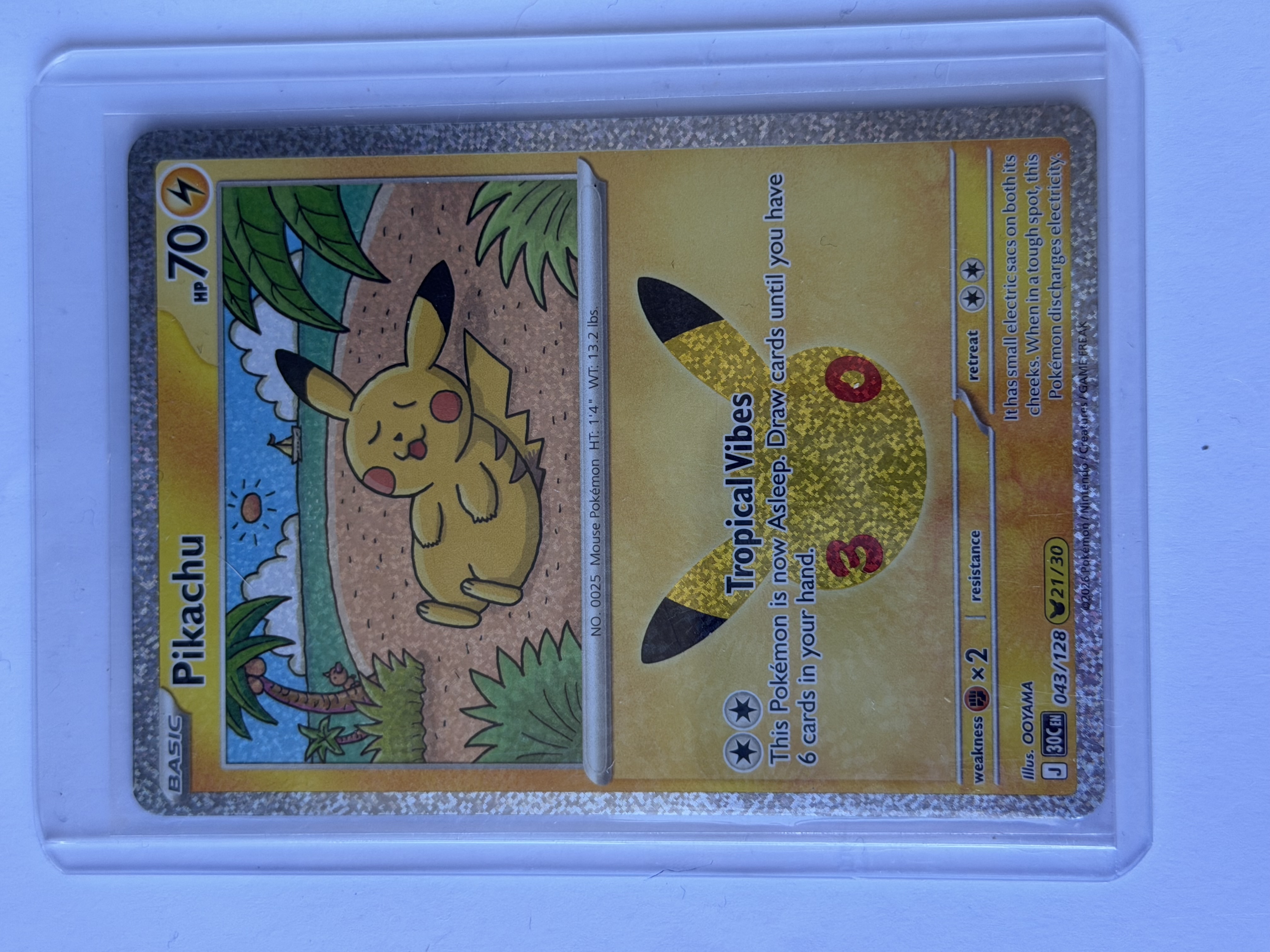 Carta Pikachu 043/128 — Pokémon 30th Celebration