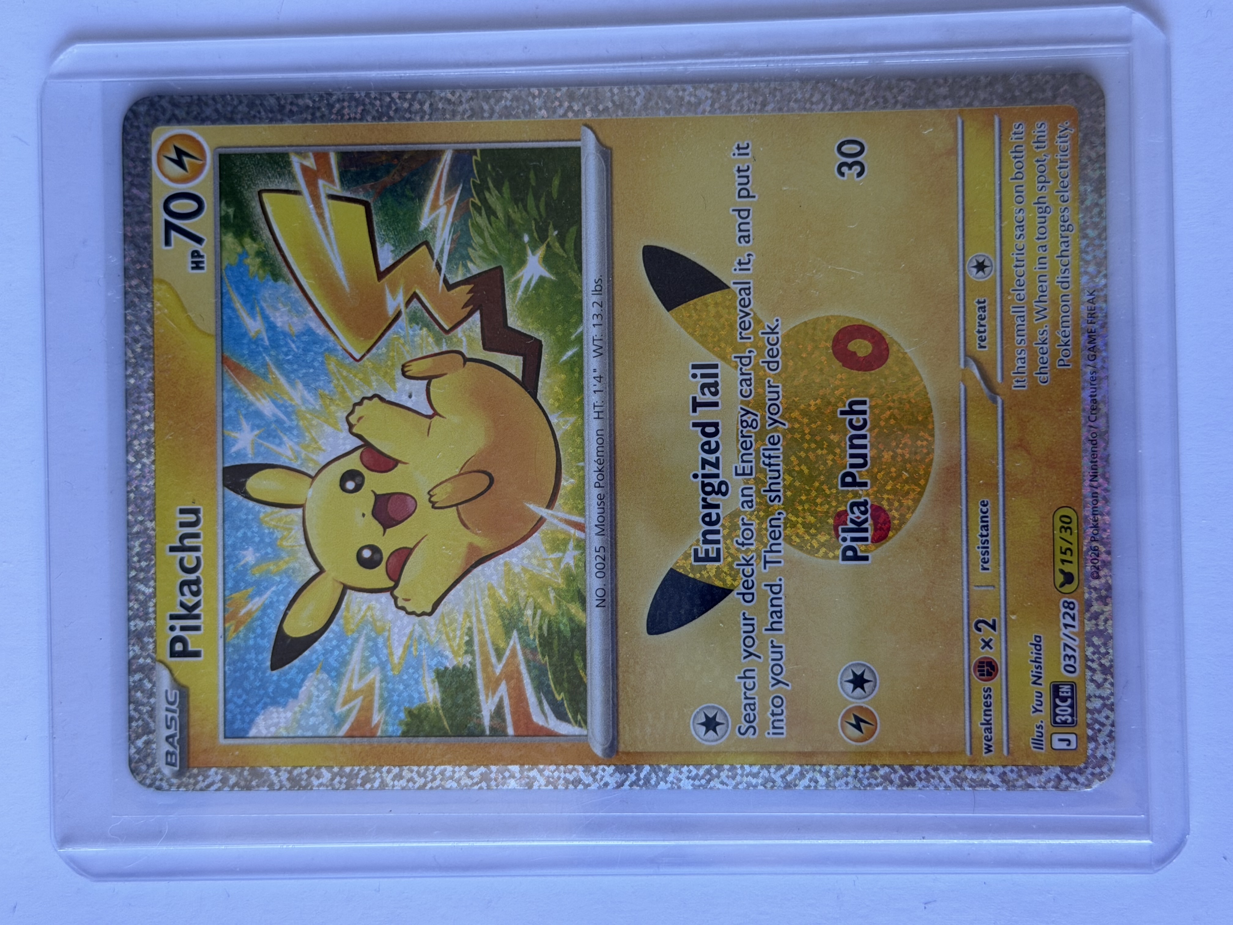 Carta Pikachu 037/128 — Pokémon ME: 30th Celebration