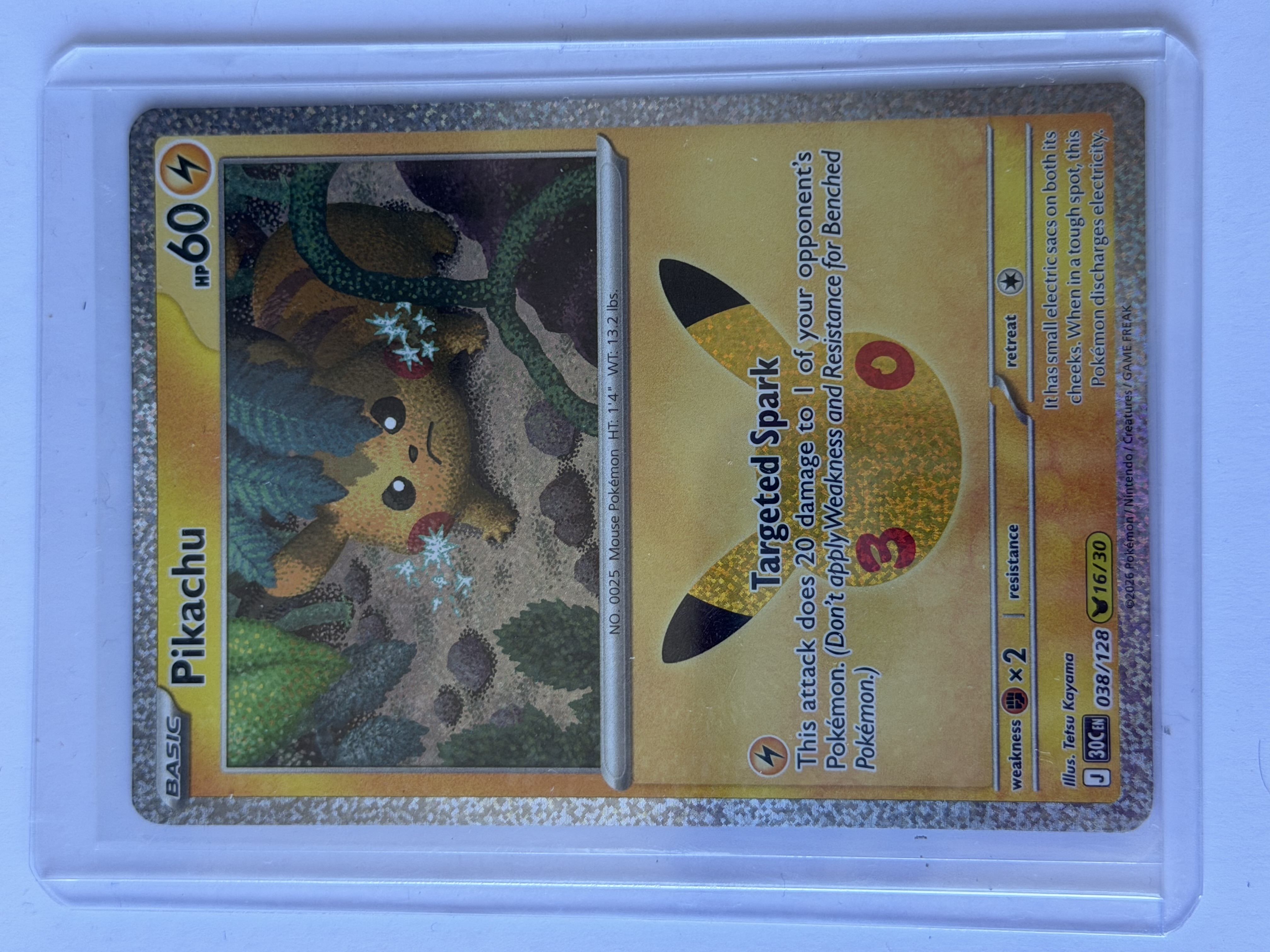 Carta Pikachu 038/128 — Pokémon ME: 30th Celebration