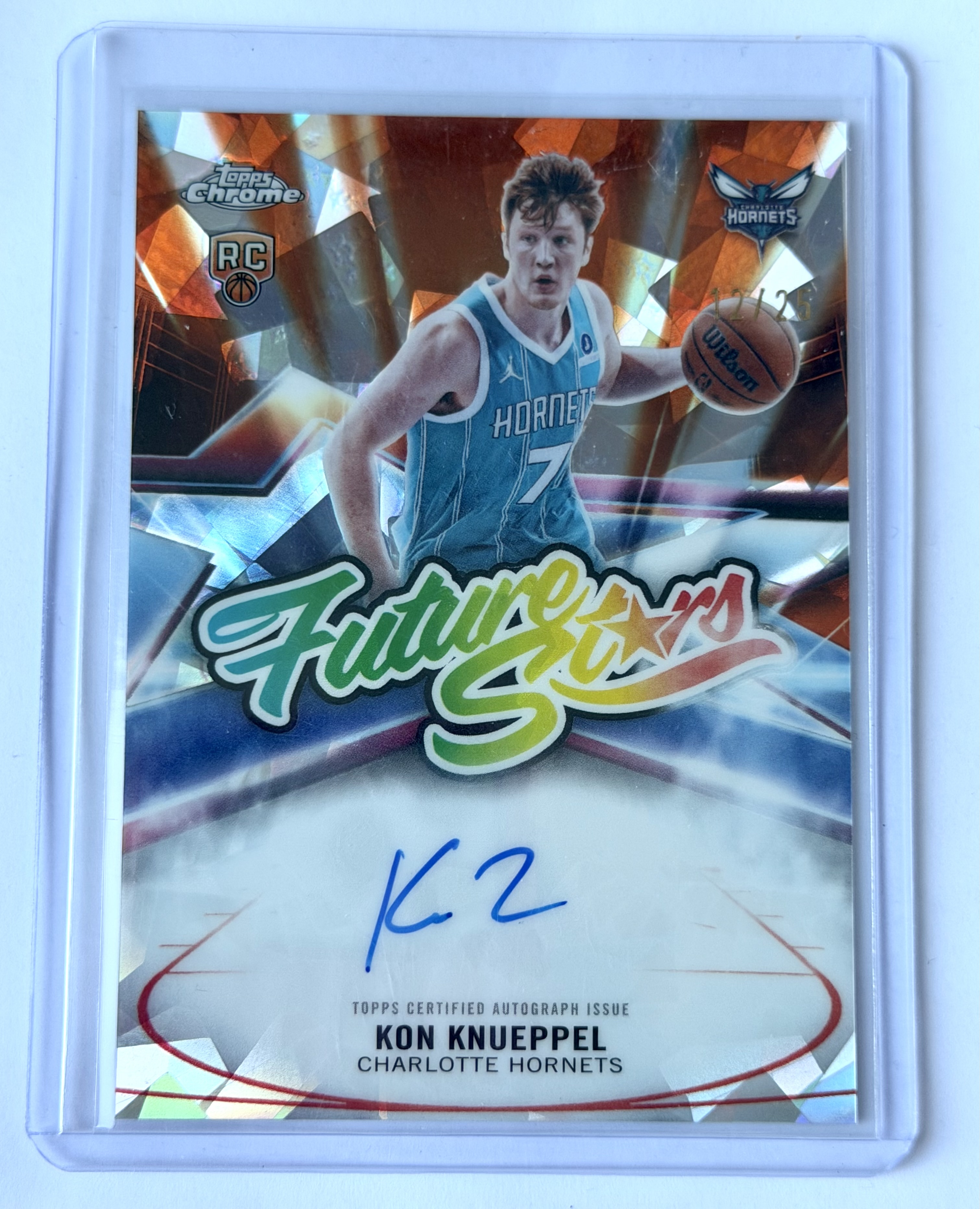 Carta Kon Knueppel 12/25 Future Stars Autograph RC