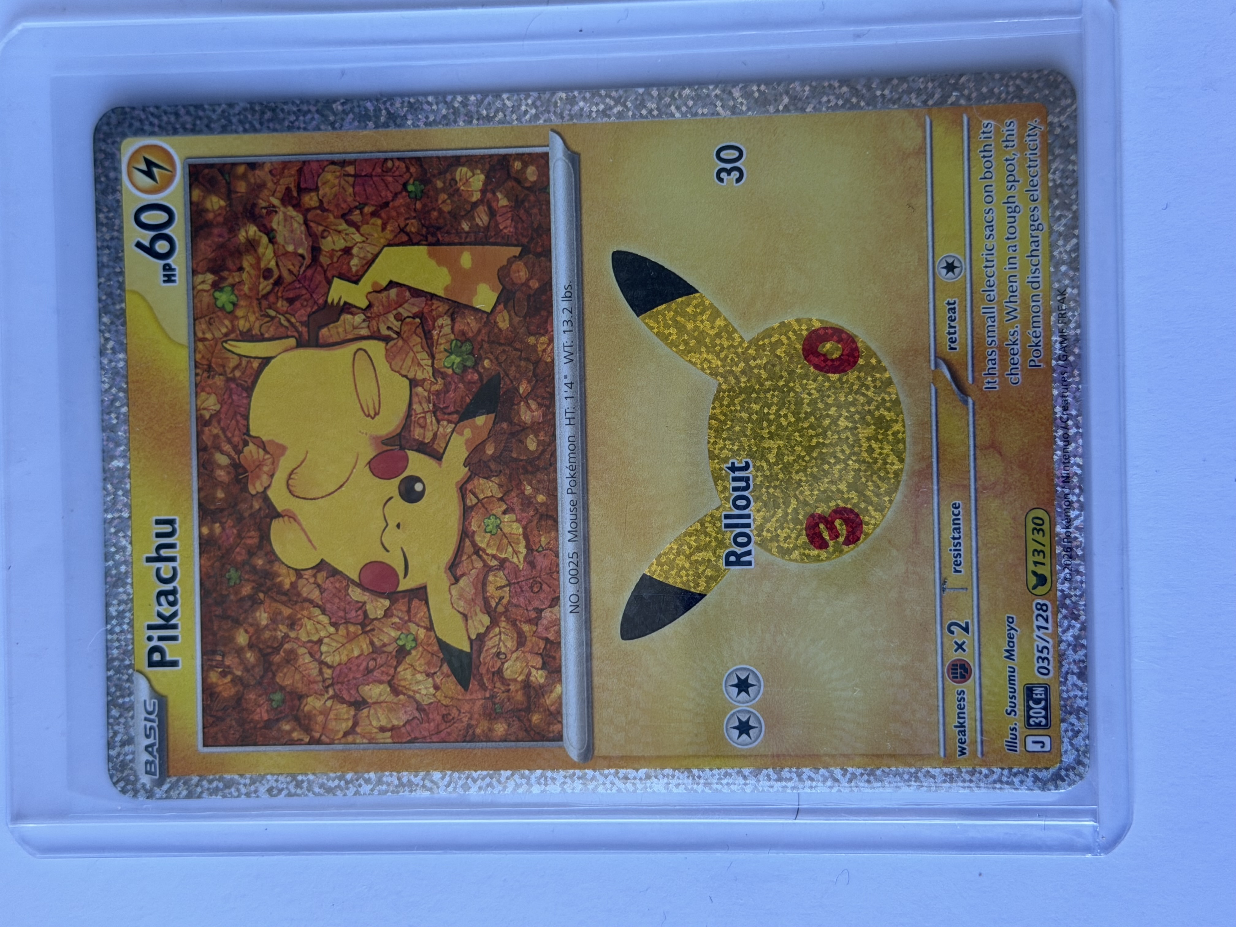 Carta Pikachu 035/128 — Pokémon 30th Celebration