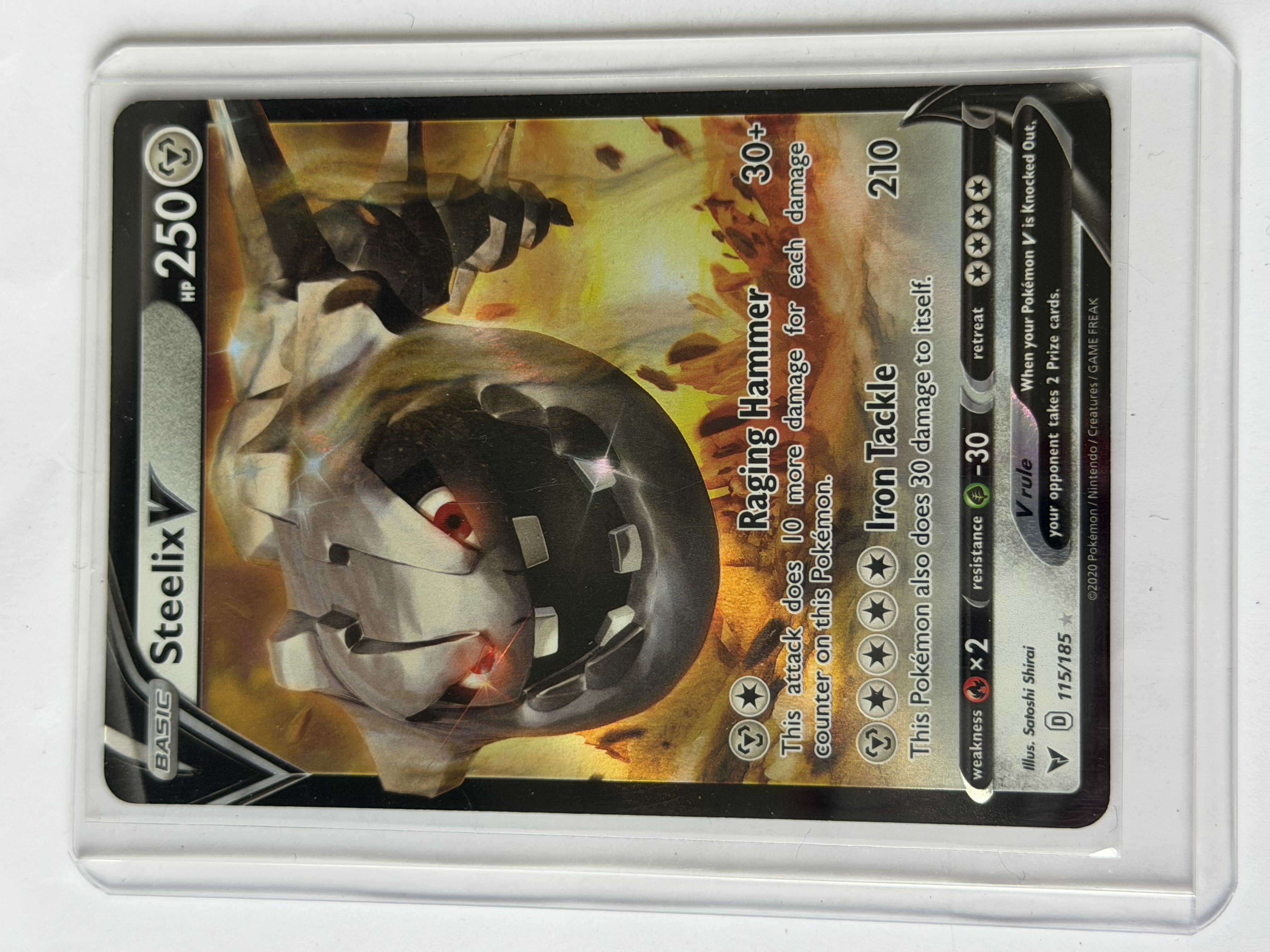 Carta Steelix V — Vivid Voltage