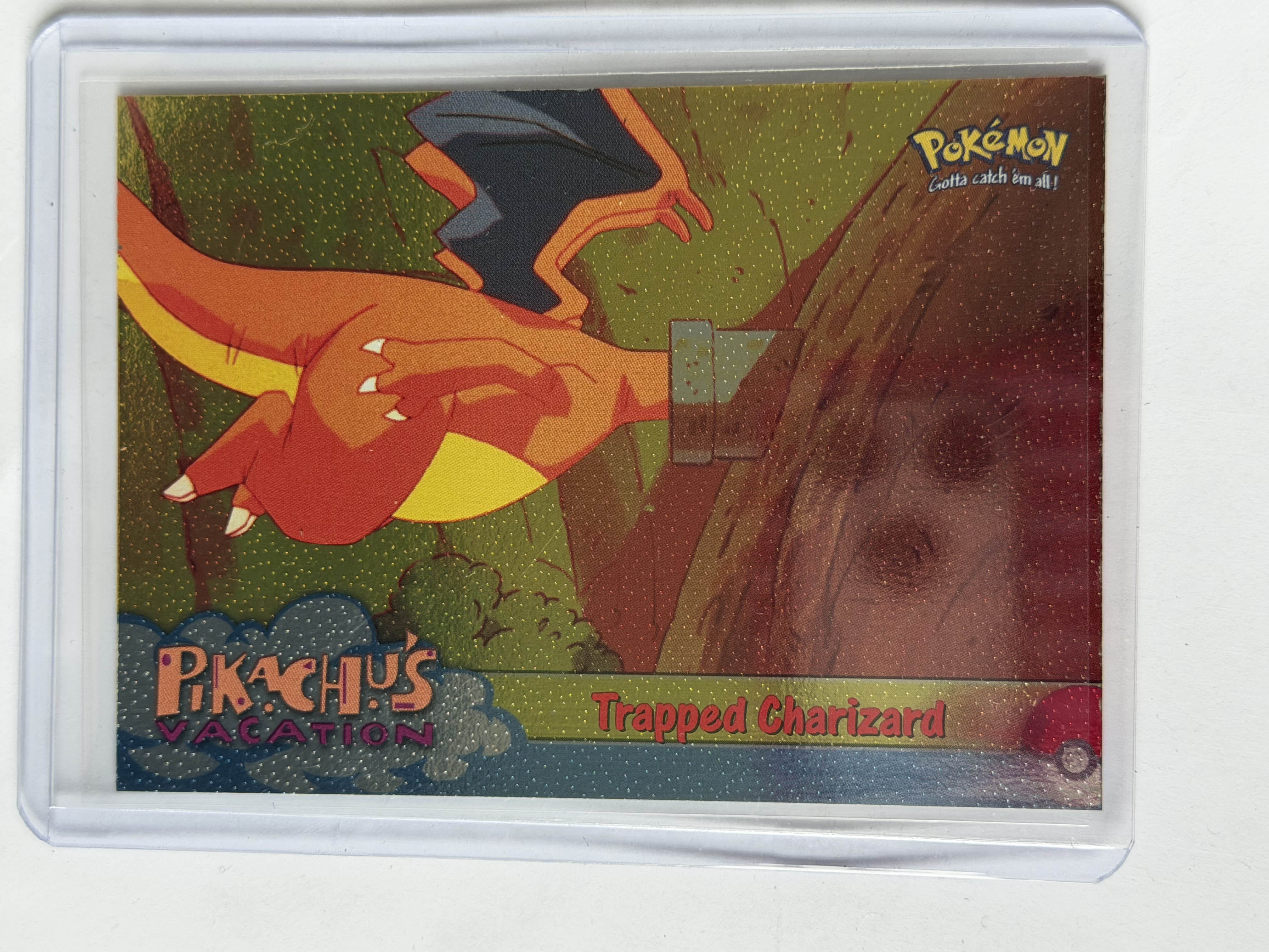 Carta Trapped Charizard — Topps Pokémon: Pikachu’s Vacation