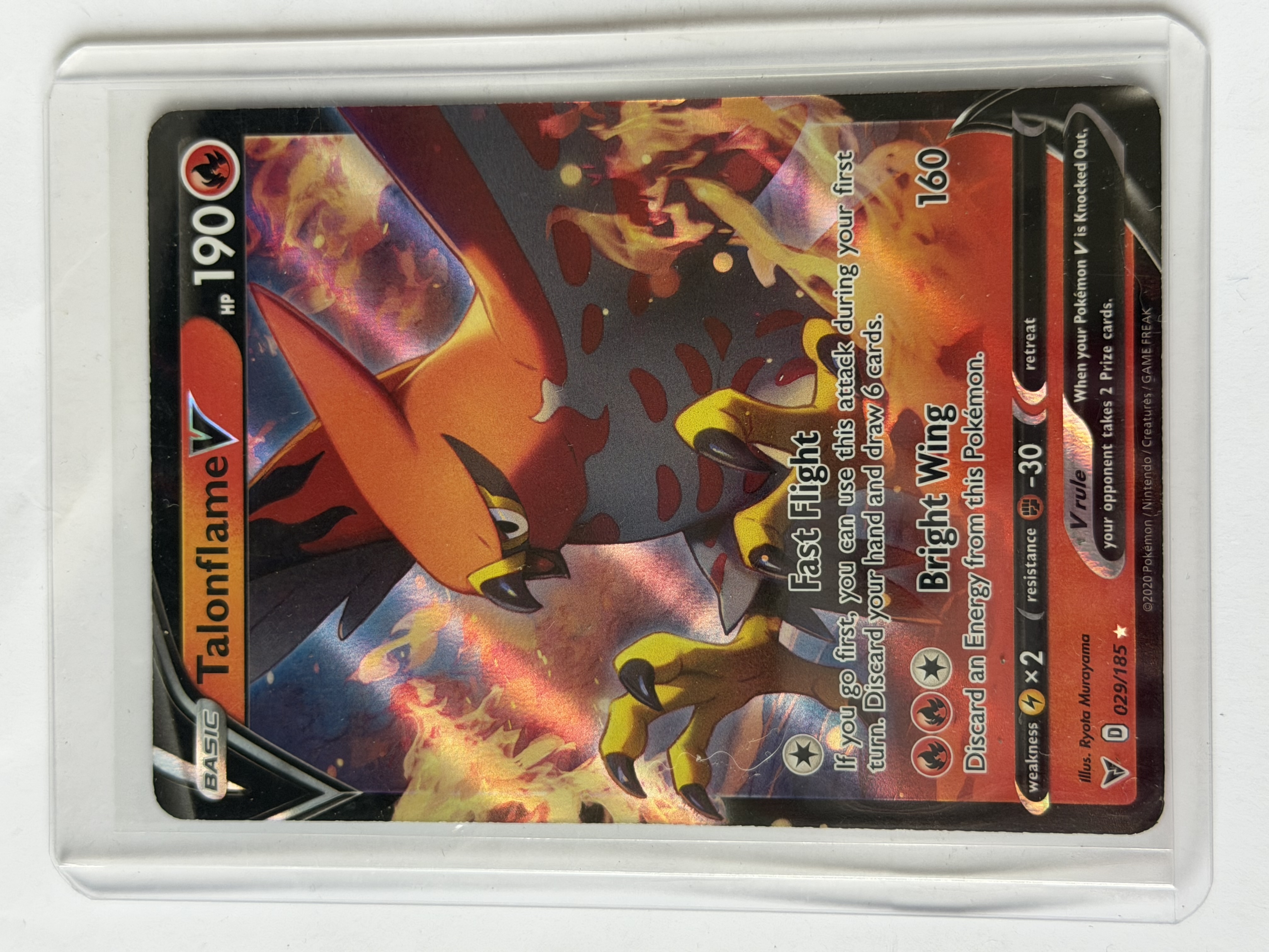 Carta Talonflame V 029/185 — Pokémon TCG Vivid Voltage